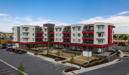 Crossing Pointe North Apartments