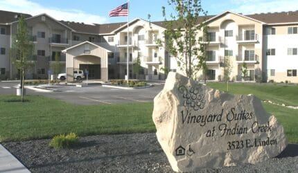 Vineyard Suites At Indian Creek