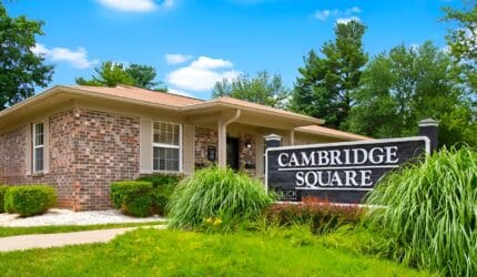 Cambridge Square Apartments of Bloomington
