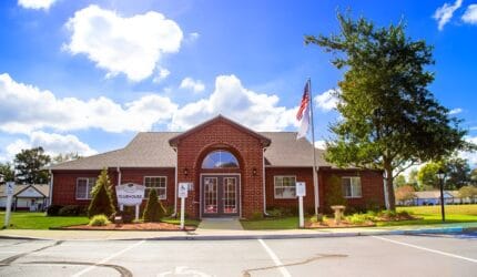 Shady Oak Village Apartments