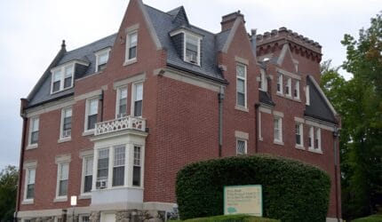 Nevins Manor