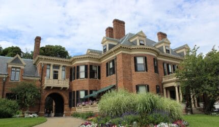 Davenport Memorial Home