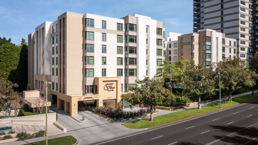 Exterior view of Belmont Village Senior Living Lincoln Park