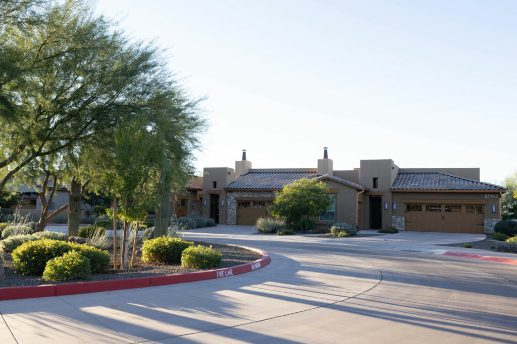 Exterior view of Acacia Health Center building