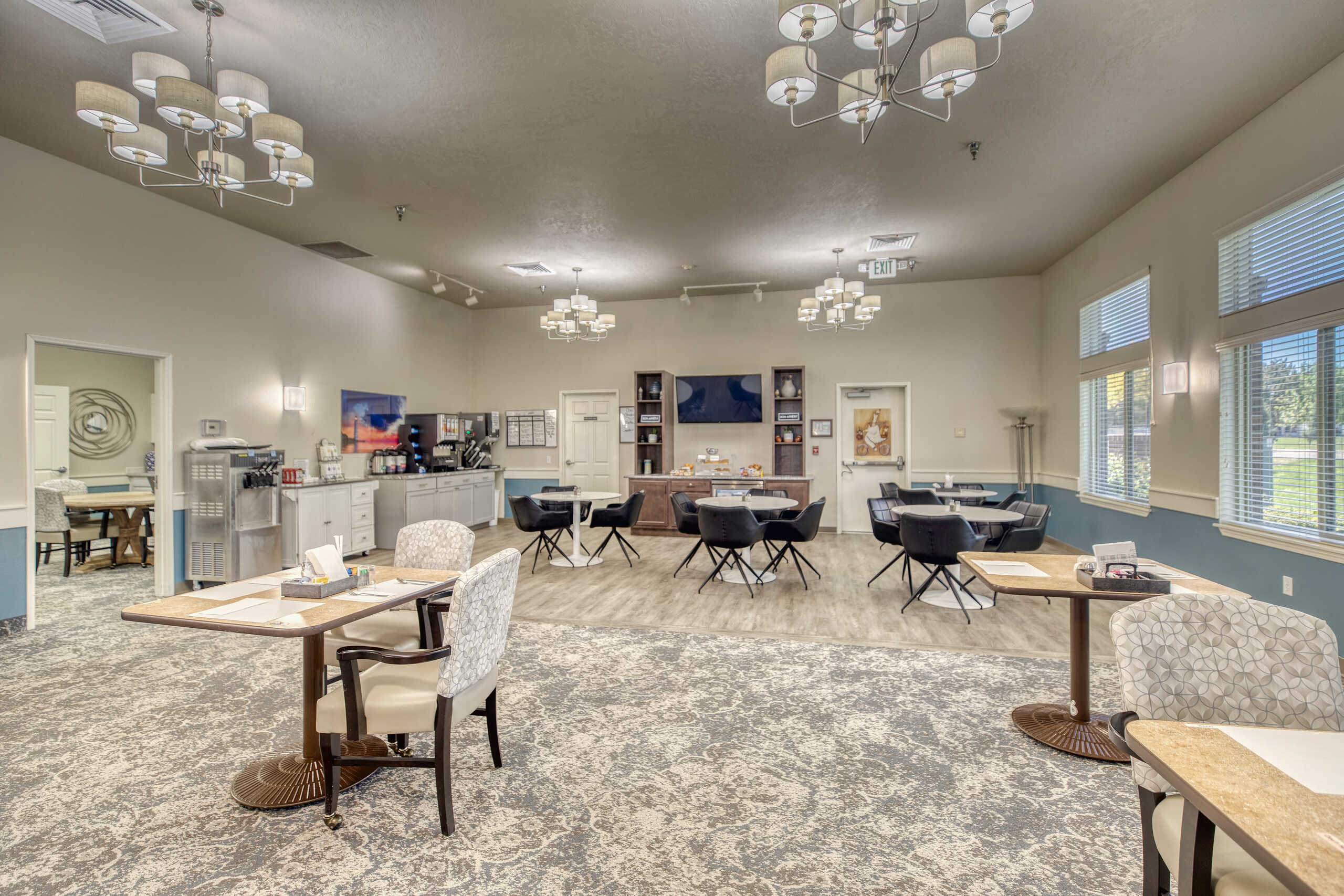 Bright dining room with modern decor and seating