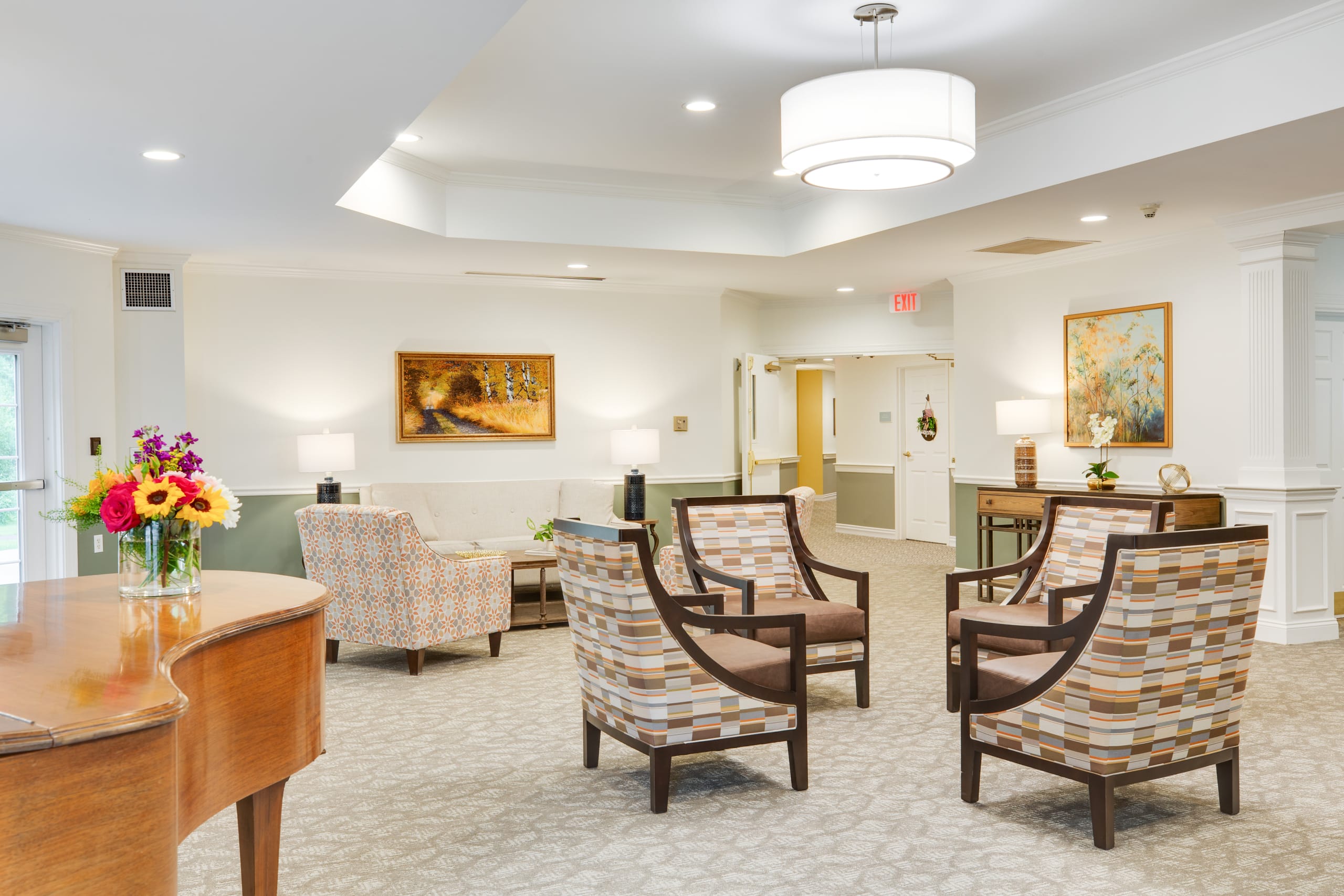 Welcoming common area with comfortable seating