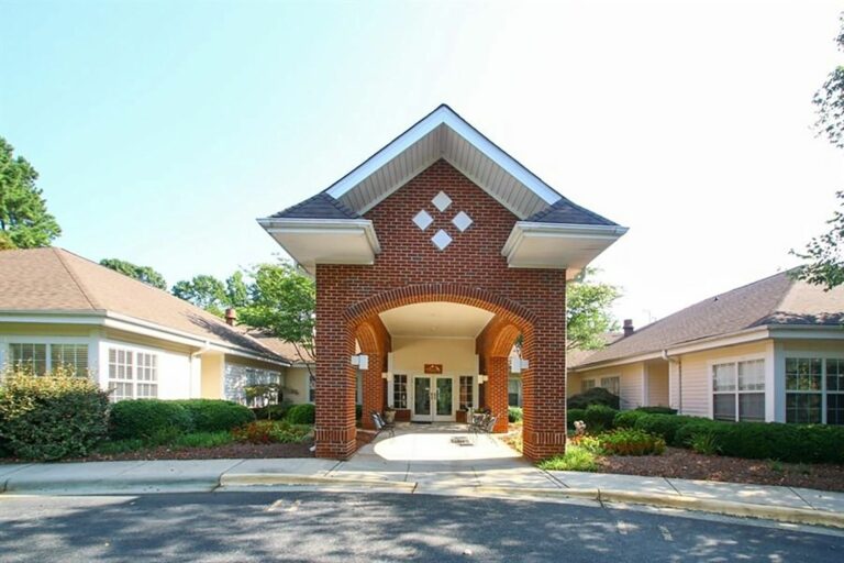 Carriage House Senior Living Community