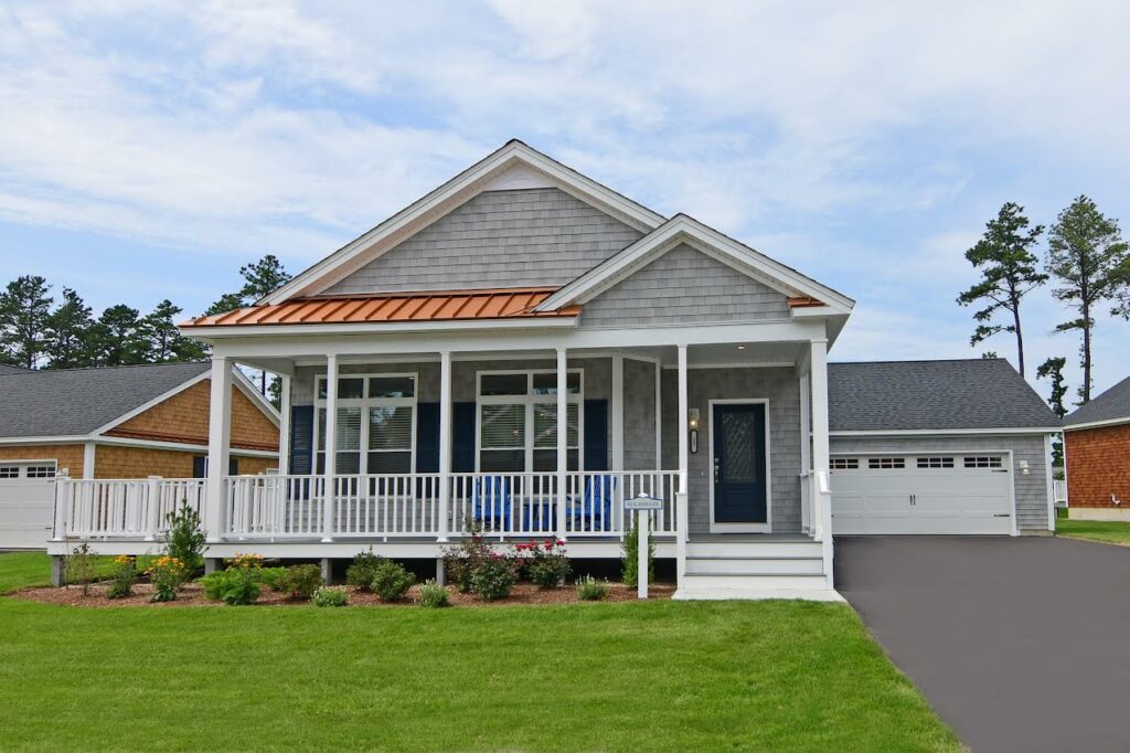 South Shore Village RI