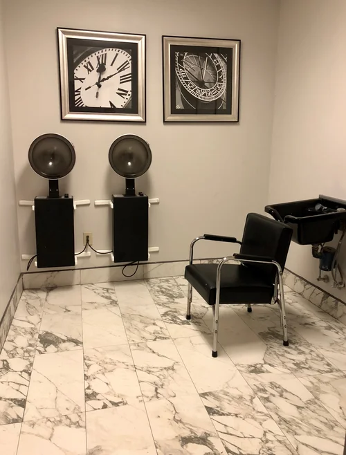 Interior room with salon equipment and decor