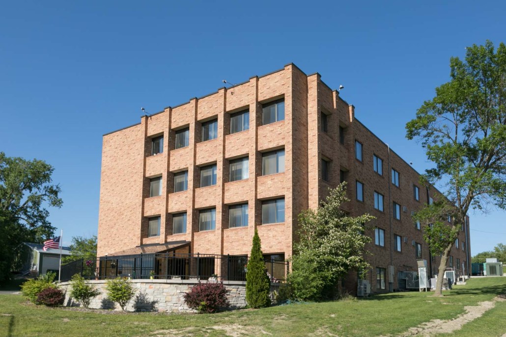 Exterior view of the Rehabilitation Center of Des Moines