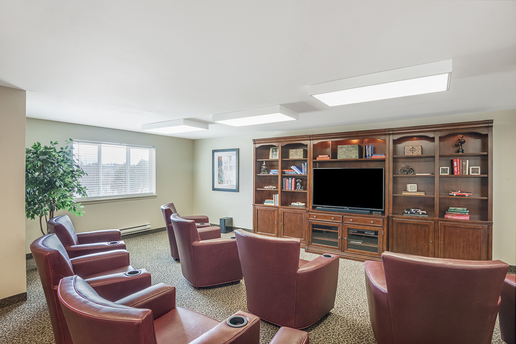 The Lodge at White Bear – Sky Active
