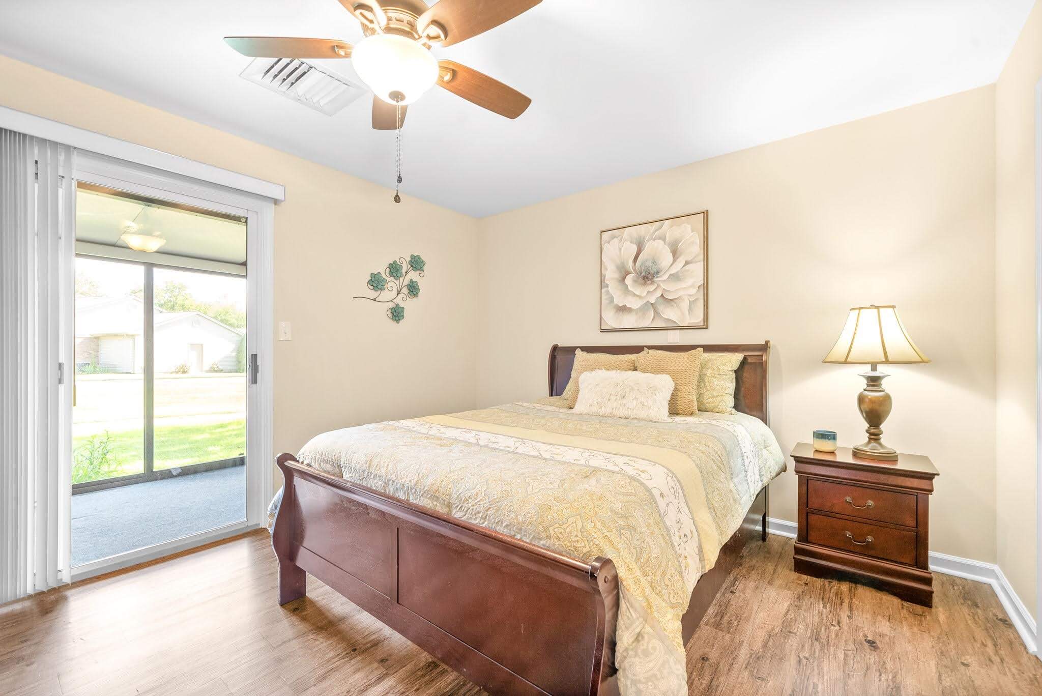 Cozy bedroom with a bed and lamp
