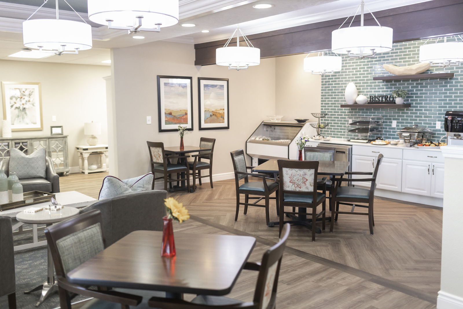 Comfortable common area with food service and seating