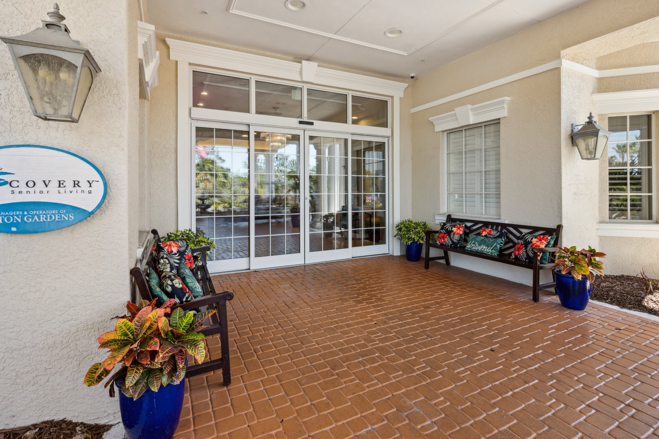 Entrance area with seating and decorative plants
