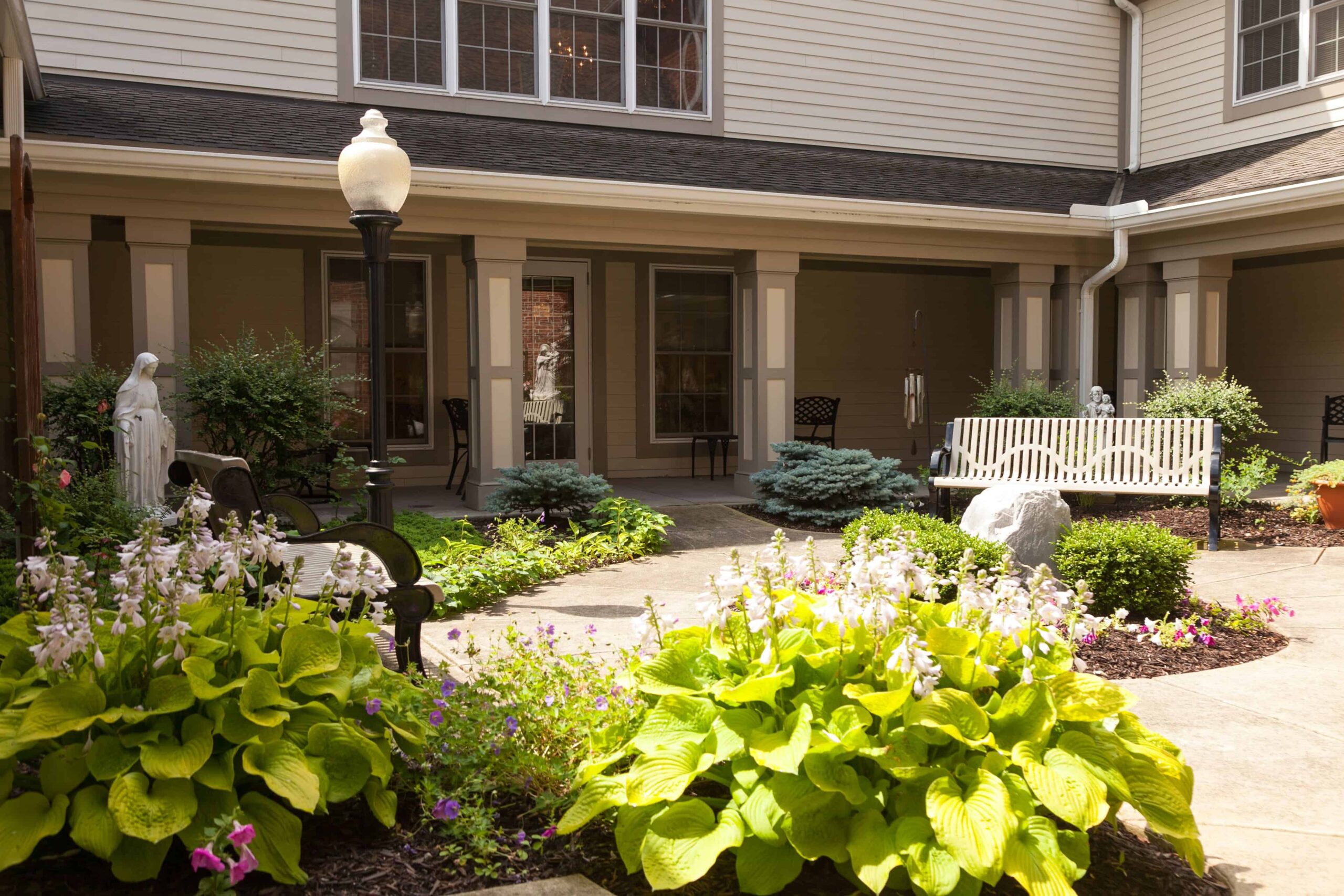 Garden area with benches and flowers