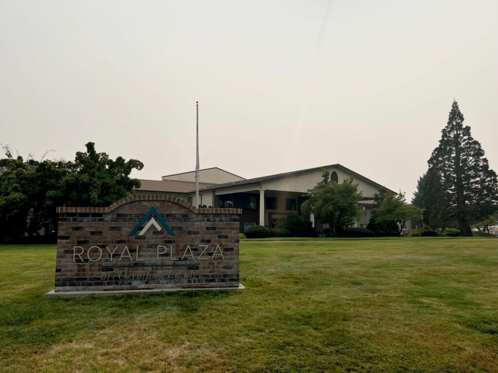 Royal Plaza of Olympus Living