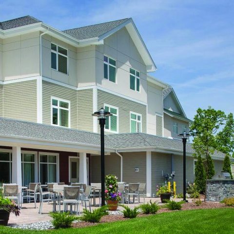 Exterior view of Benchmark Senior Living at Billerica Crossings