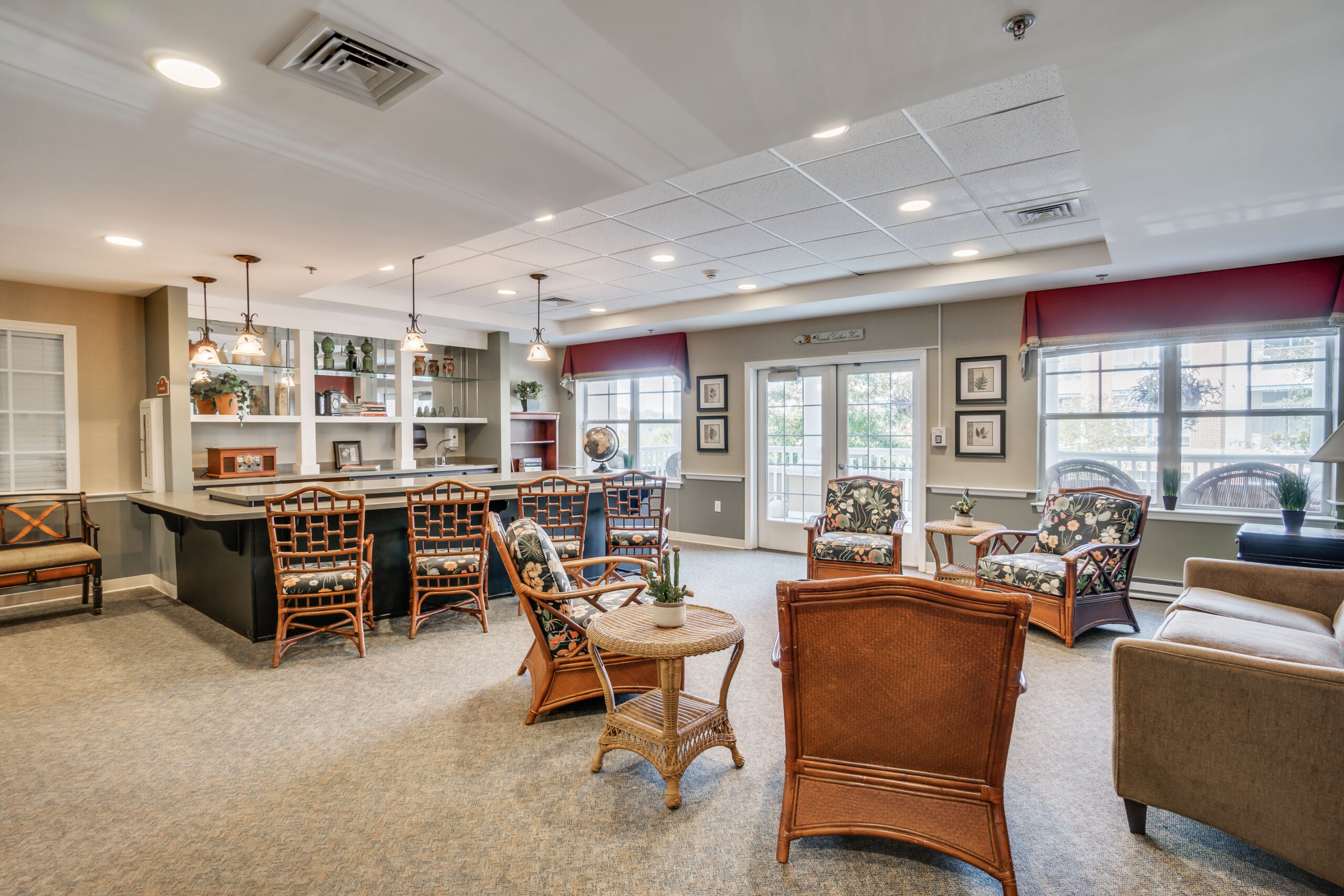 Common area with seating and decor