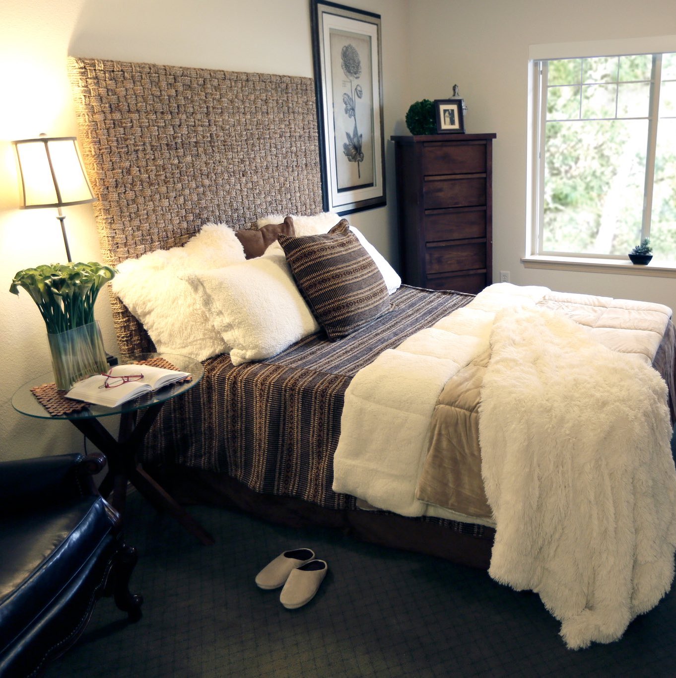 Cozy, well-decorated private resident room