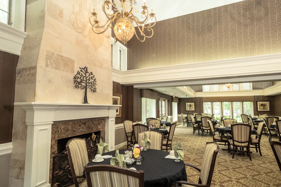 Elegant dining room with tables and chandelier