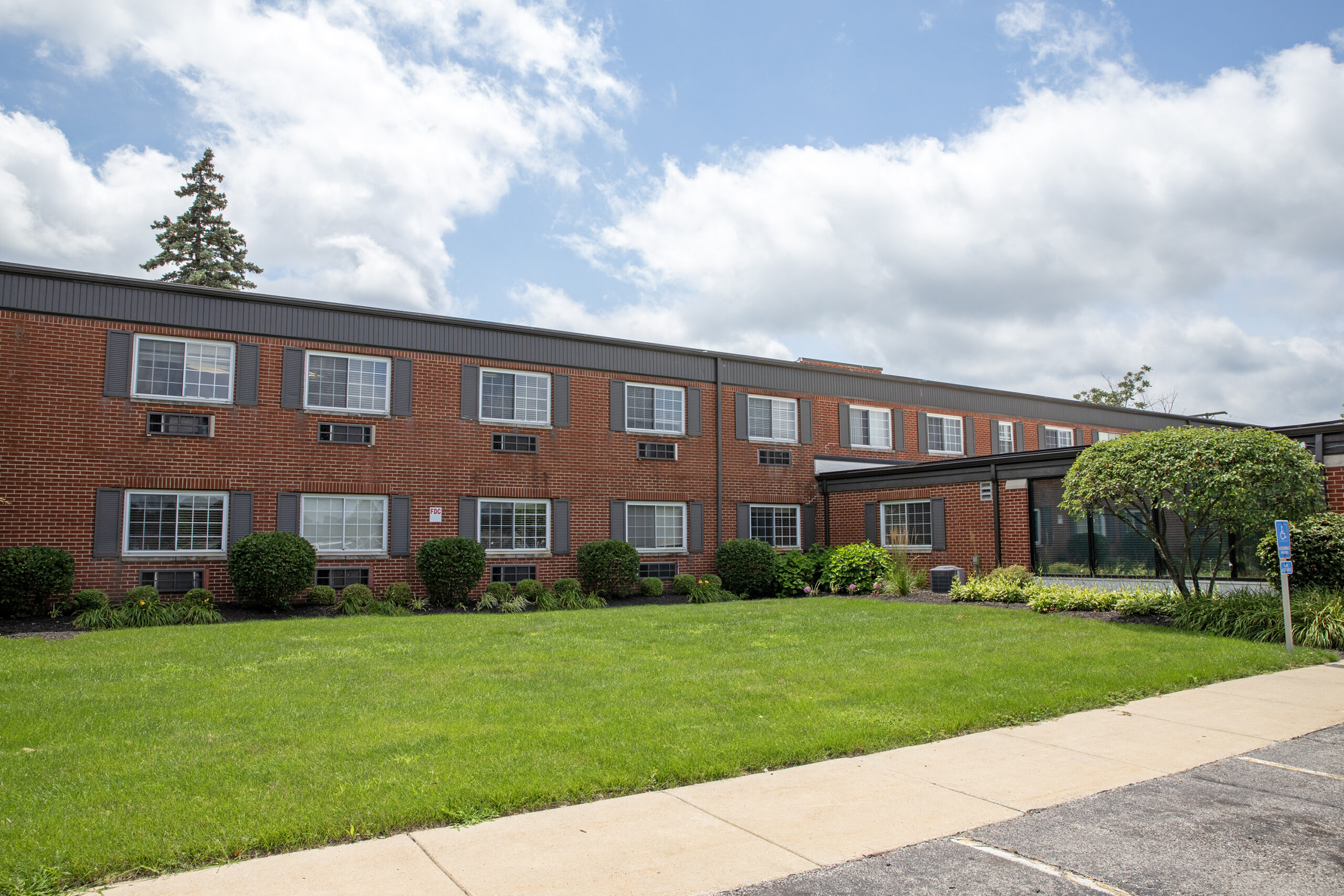 West Bend Nursing and Rehabilitation — photo 1