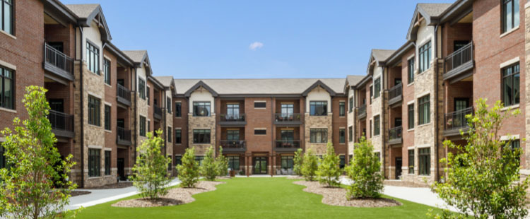 Exterior view of the assisted living facility courtyard
