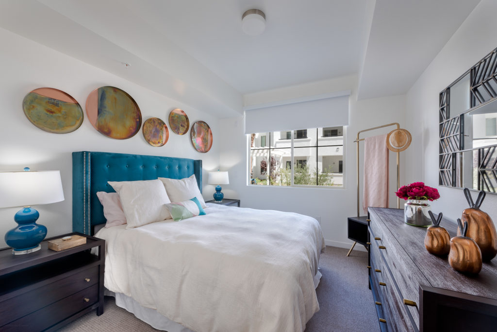 Comfortable resident room with a cozy decor