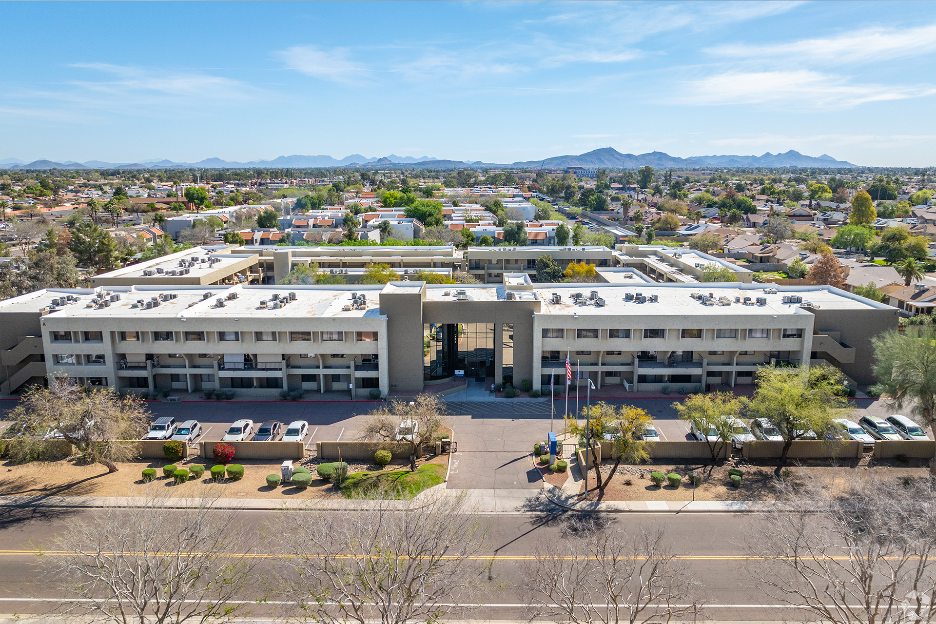 Aerial view of the LifeStream at Glendale facility