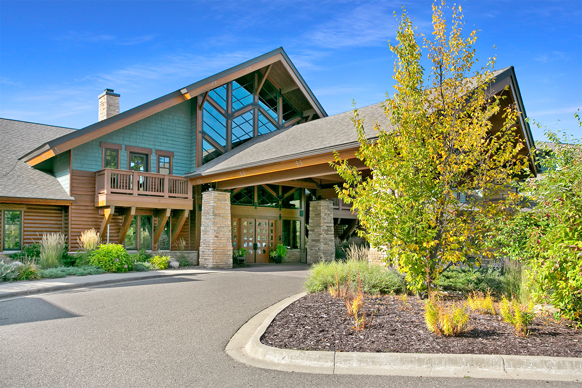 Exterior view of Fairway Knoll assisted living facility