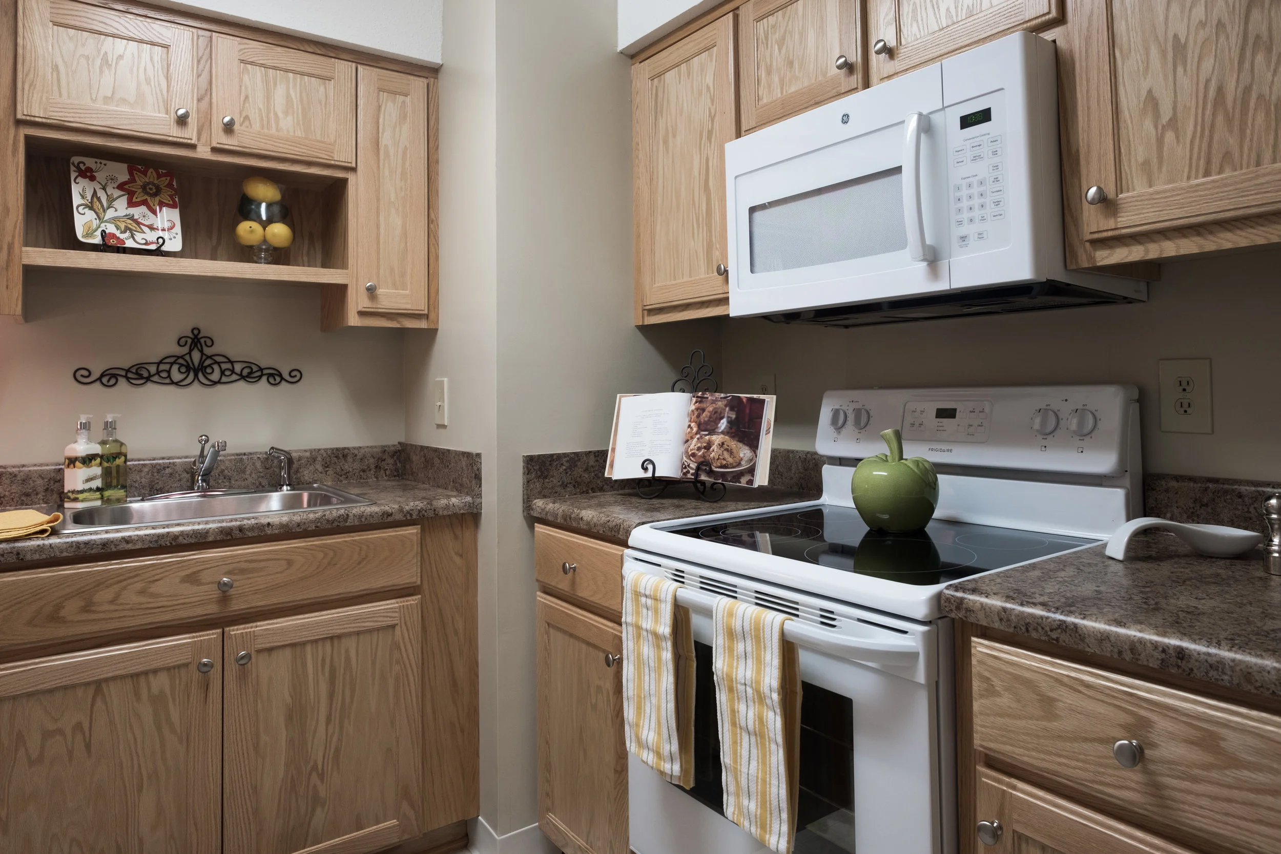 Well-equipped kitchen in a resident unit