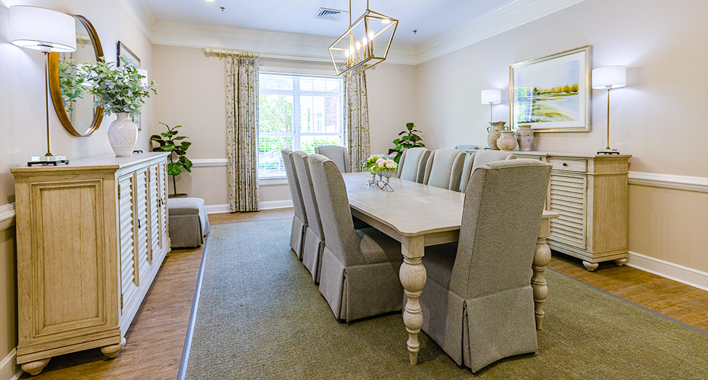 Bright dining area in an assisted living facility