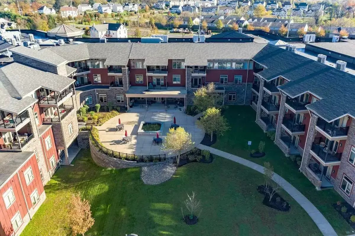 Summit Retirement Center