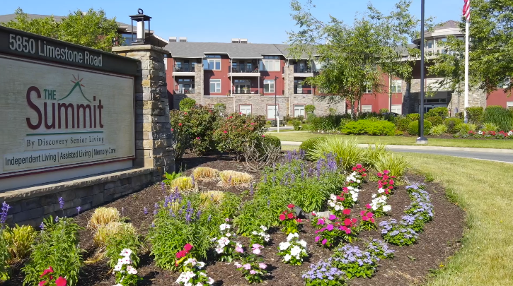 Summit Retirement Center