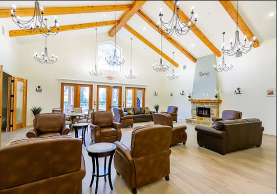 Spacious common area with comfortable seating