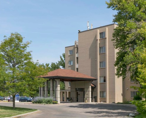 Exterior view of The Villas at Sunny Acres entrance