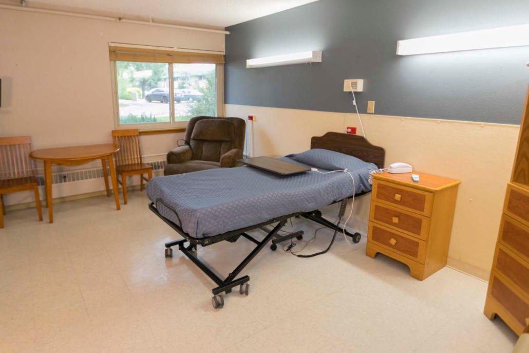 Private resident room with adjustable bed