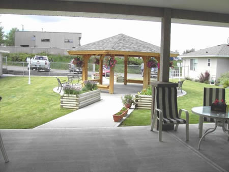 Outdoor gazebo area in the facility garden