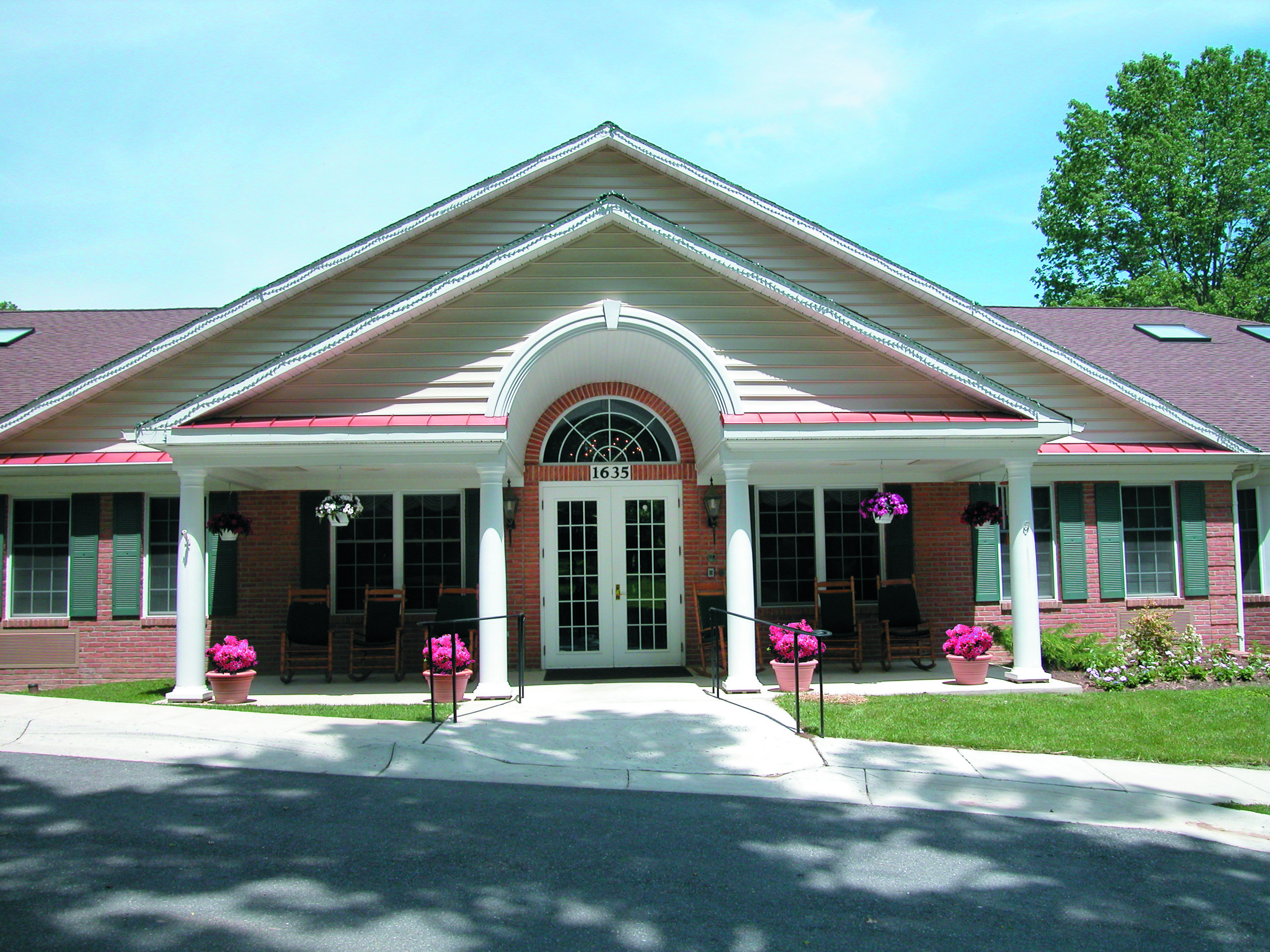 Exterior view of Brooke Grove Retirement Village entrance