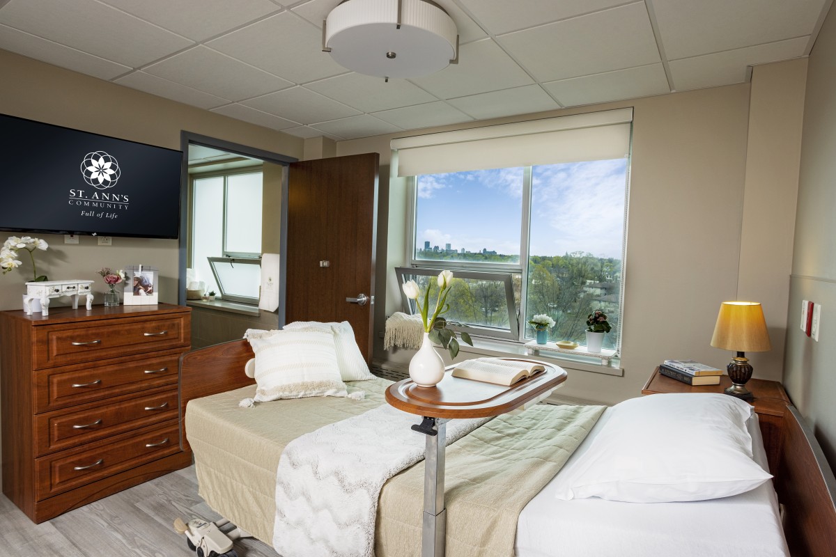 Comfortable private room with a view