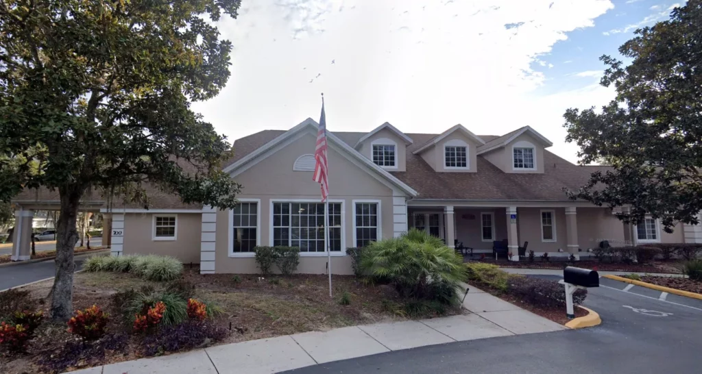 Vista Lake Senior Living Center