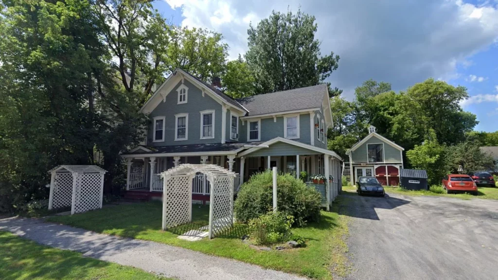 Barbara‘s 1840 House