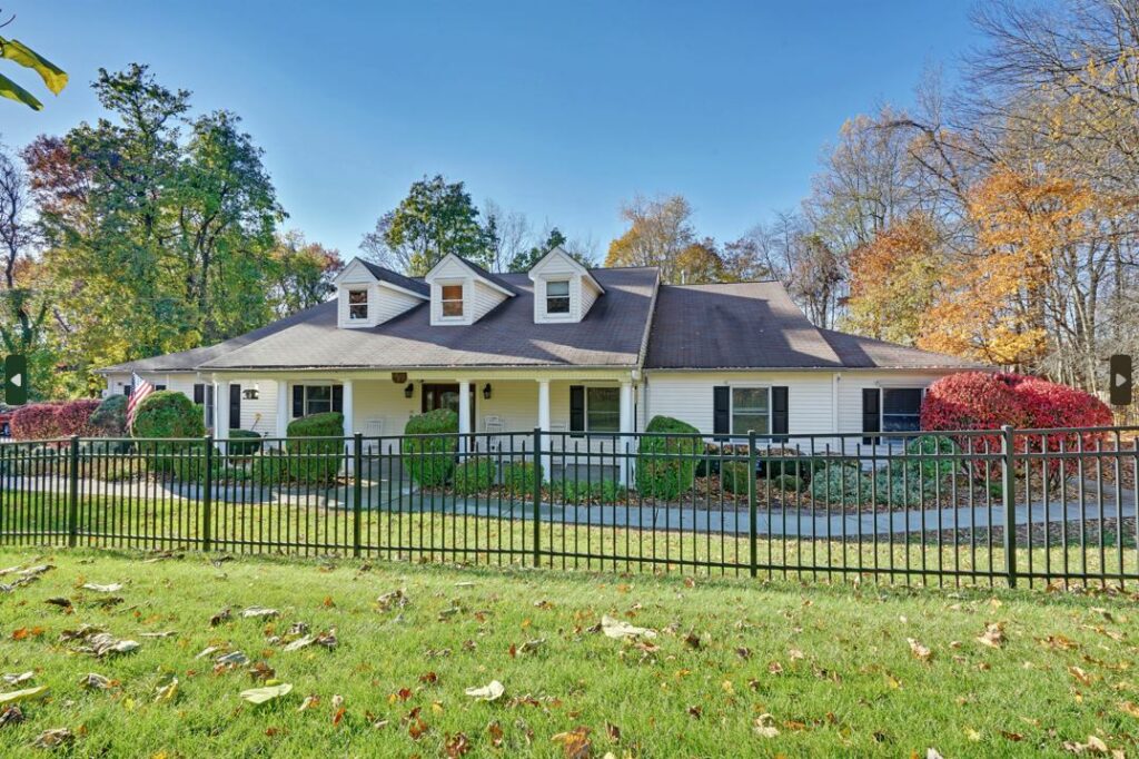 Fox Trail Memory Care Living at Mahwah