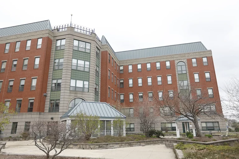 Hancock Park Rehabilitation & Nursing Center