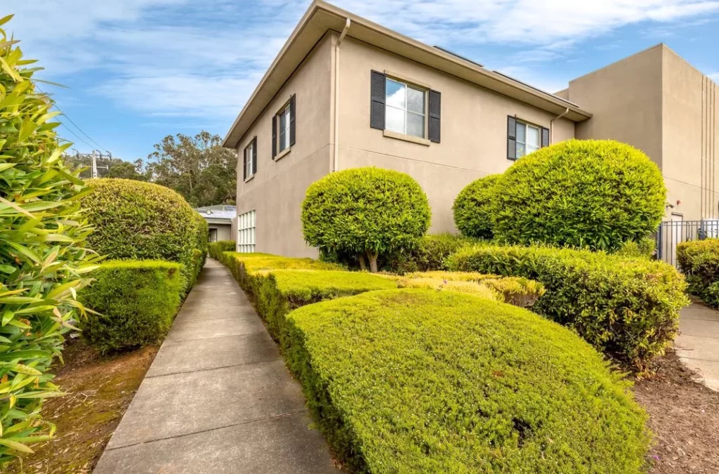 Pacifica Senior Living