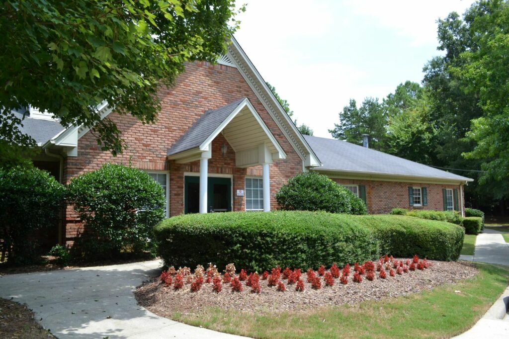 Country Cottages in Hoover