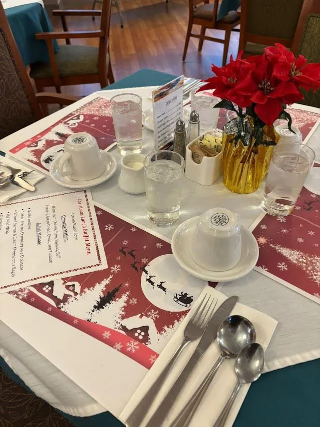 Decorated dining table with festive holiday touch.