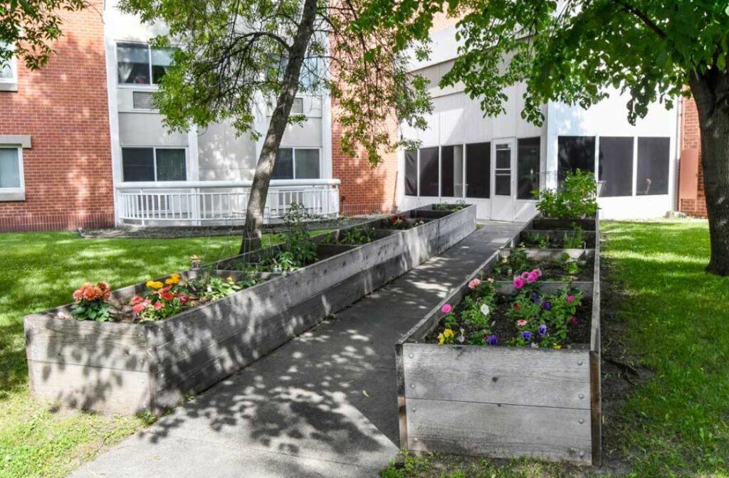 Edgewood Parkwood Place, LLC