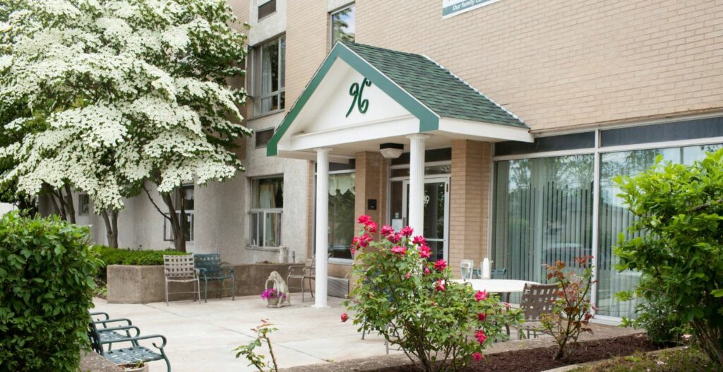 Holiday Retirement – Senior Independent Living & Retirement Community