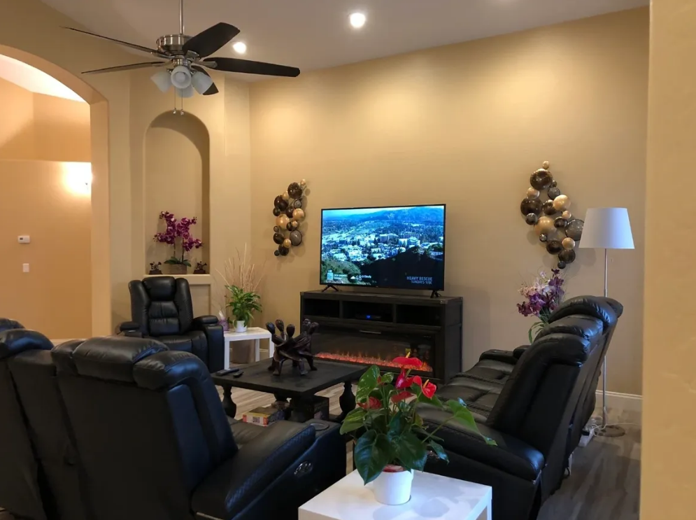 A cozy common area with comfortable seating