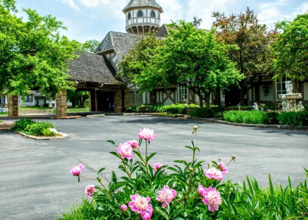 Grand Regency of Peoria
